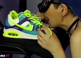 Asmr - nike sneakers fetish the girl licks the used shoes