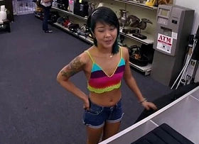 Asian massages with a happy ending - xxx pawn